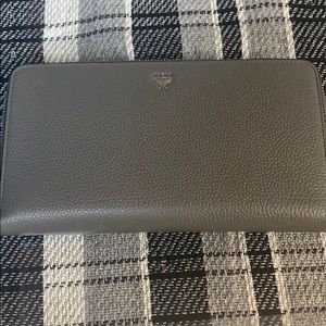 Mcm ottomar zip-around Large clutch wallet